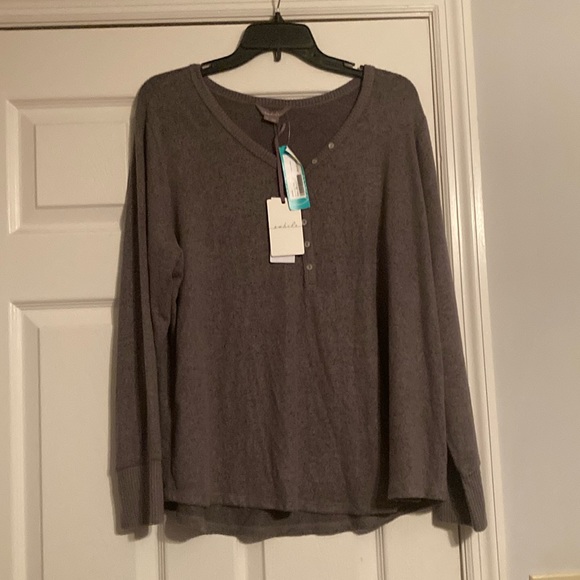 Awhile comfy top new with tags - Picture 1 of 5